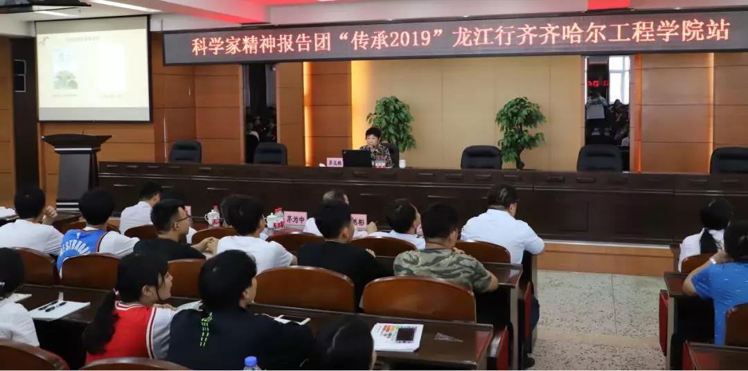 洲精品无码高潮喷水A片