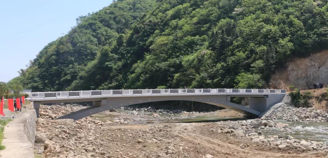 洲精品无码高潮喷水A片