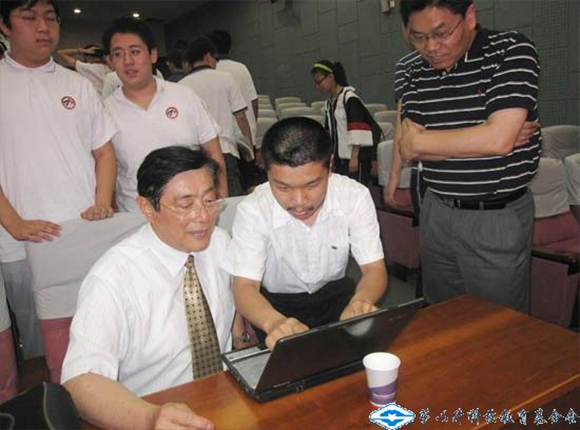 洲精品无码高潮喷水A片