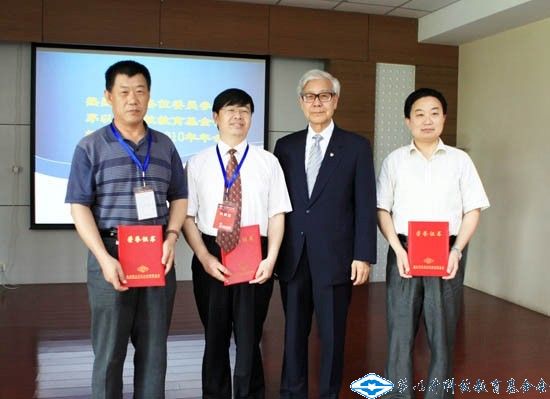 洲精品无码高潮喷水A片