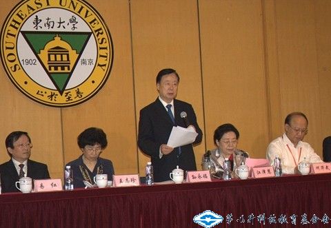 洲精品无码高潮喷水A片