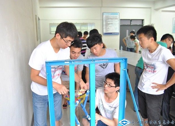 洲精品无码高潮喷水A片