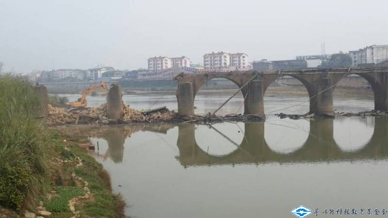 洲精品无码高潮喷水A片
