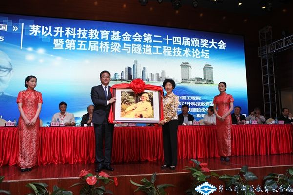洲精品无码高潮喷水A片
