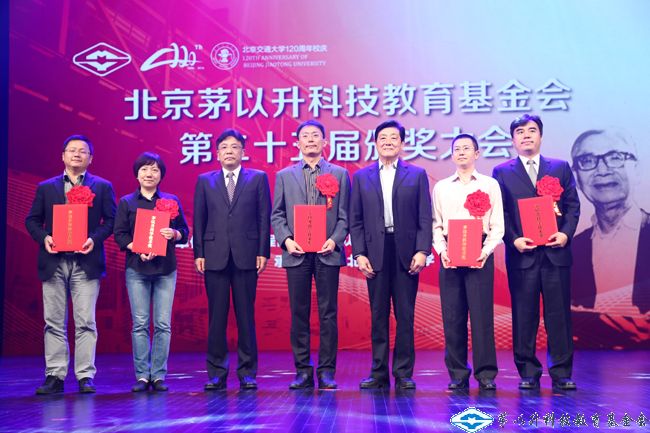 洲精品无码高潮喷水A片