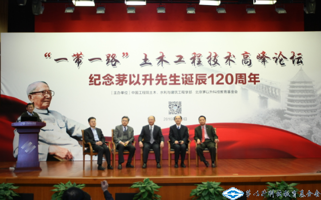 洲精品无码高潮喷水A片