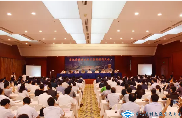 洲精品无码高潮喷水A片