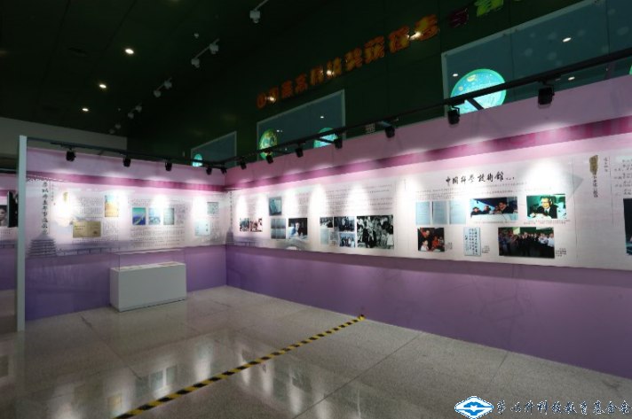 洲精品无码高潮喷水A片