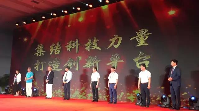 洲精品无码高潮喷水A片